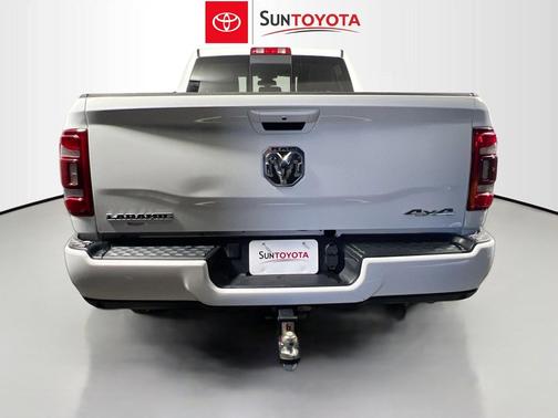 Bright White Clearcoat 2024 RAM 2500 Laramie Crew Cab 4x4 6'4' Box