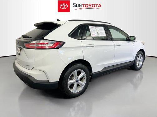 2020 Ford Edge SE