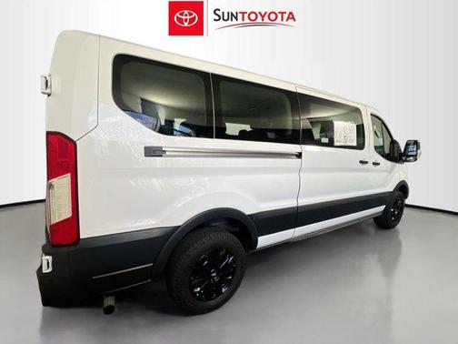 2022 Ford Transit-350 XLT