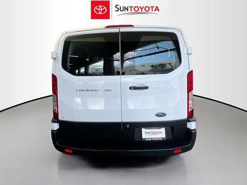 2022 Ford Transit-350 XLT