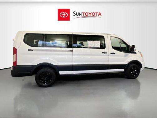 2022 Ford Transit-350 XLT
