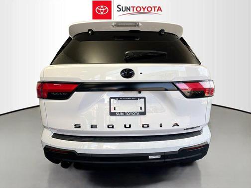2025 Toyota Sequoia Base