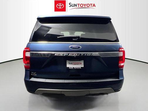 BLUE METALLIC 2020 Ford Expedition XLT