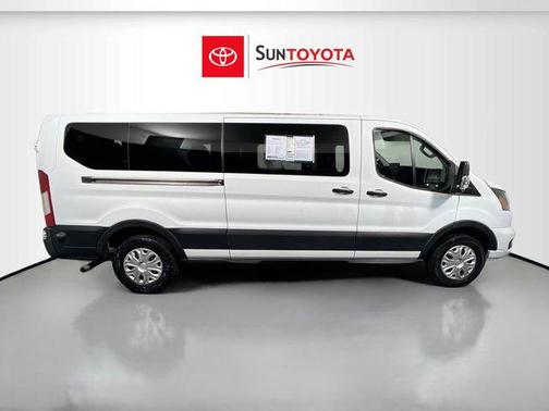 2024 Ford Transit-350 XLT