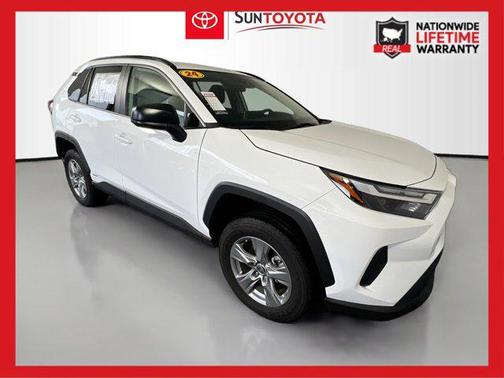 2024 Toyota RAV4 Hybrid SE