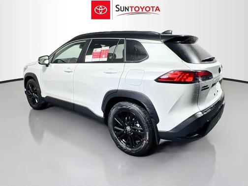 Wind Chill Pearl/Jet Black 2026 Toyota Corolla Cross Hybrid XSE