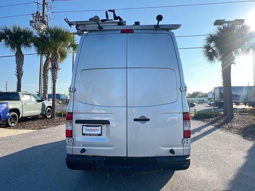 2020 Nissan NV Cargo NV2500 HD S V6