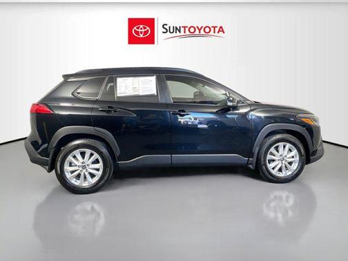 2025 Toyota Corolla Cross LE