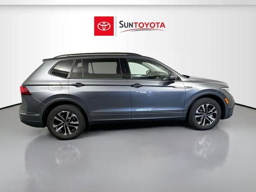 Platinum Gray Metallic 2023 Volkswagen Tiguan 2.0T S