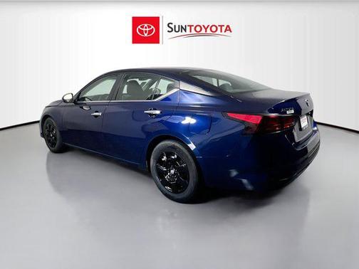 2022 Nissan Altima S FWD