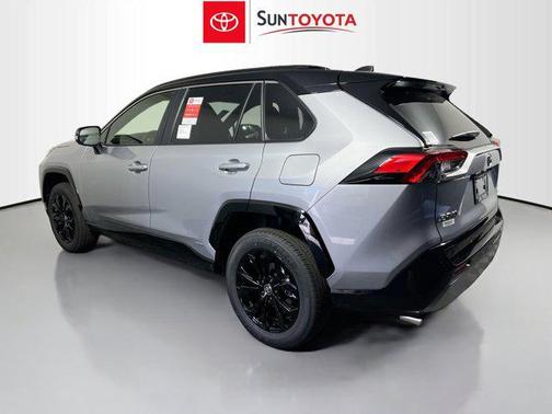 2025 Toyota RAV4 Hybrid SE