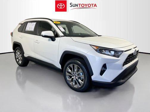 Blizzard Pearl 2021 Toyota RAV4 XLE Premium