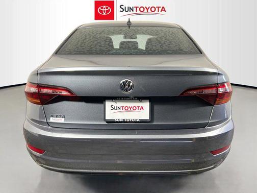 Platinum Gray Metallic 2019 Volkswagen Jetta 1.4T S