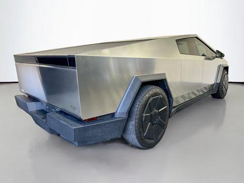 Stainless Steel 2024 Tesla Cybertruck Cyberbeast