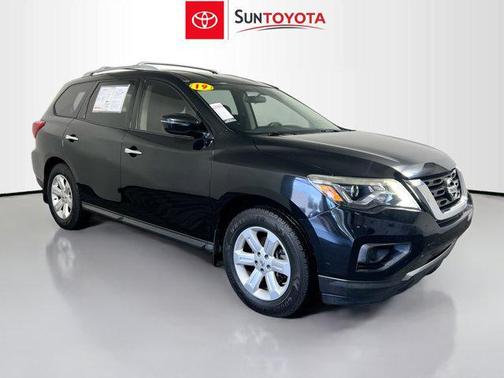 2019 Nissan Pathfinder S