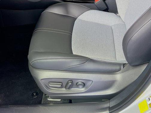 2025 Toyota Corolla XSE