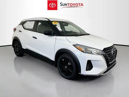 Fresh Powder 2024 Nissan Kicks S
