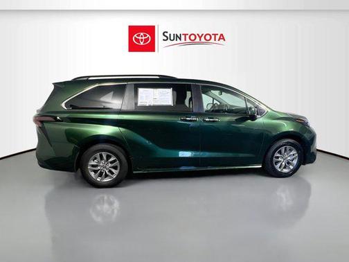Cypress 2024 Toyota Sienna XLE