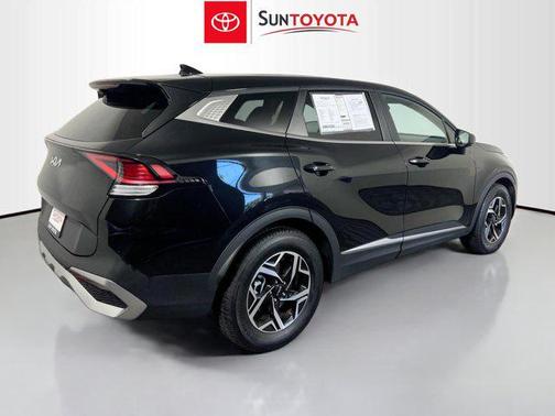 2024 Kia Sportage LX