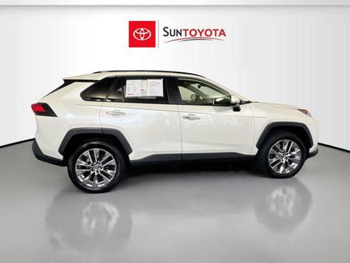 2020 Toyota RAV4 Limited