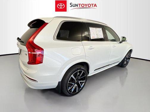 2024 Volvo XC90 B6 Ultimate Bright Theme 7-Seater