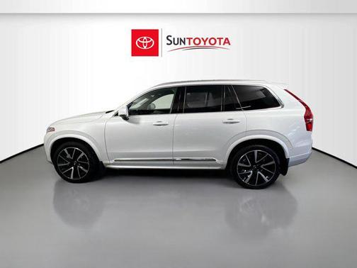 2024 Volvo XC90 B6 Ultimate Bright Theme 7-Seater