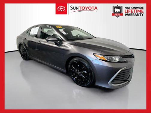 2022 Toyota Camry LE