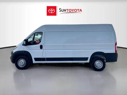 Bright White Clearcoat 2025 RAM ProMaster 2500 Tradesman