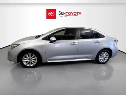 2024 Toyota Corolla Hybrid SE