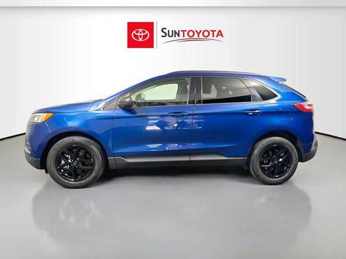 2022 Ford Edge SE