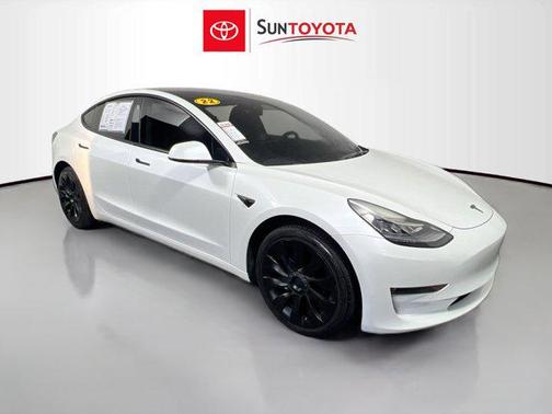 Pearl White Multi-Coat 2022 Tesla Model 3 Long Range