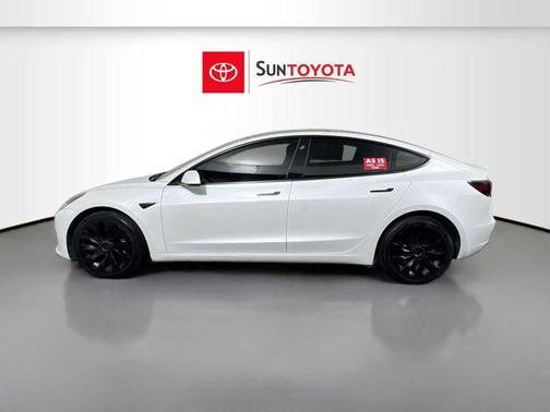 Pearl White Multi-Coat 2022 Tesla Model 3 Long Range