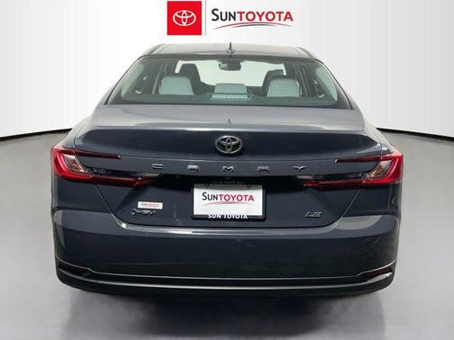 Underground 2025 Toyota Camry LE