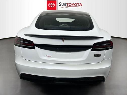 Pearl White Multi-Coat 2022 Tesla Model S Base