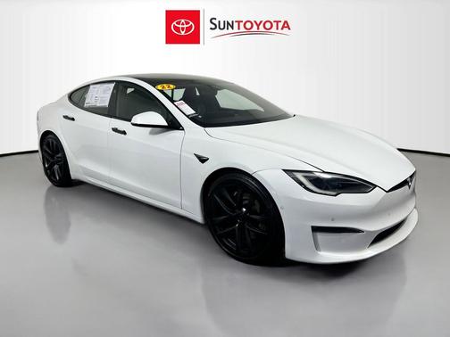 Pearl White Multi-Coat 2022 Tesla Model S Base