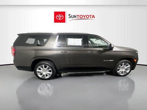 2021 Chevrolet Suburban 4WD High Country
