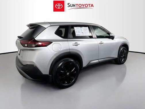 Brilliant Silver Metallic 2023 Nissan Rogue SV