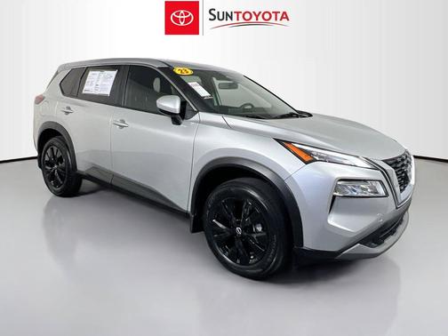 Brilliant Silver Metallic 2023 Nissan Rogue SV