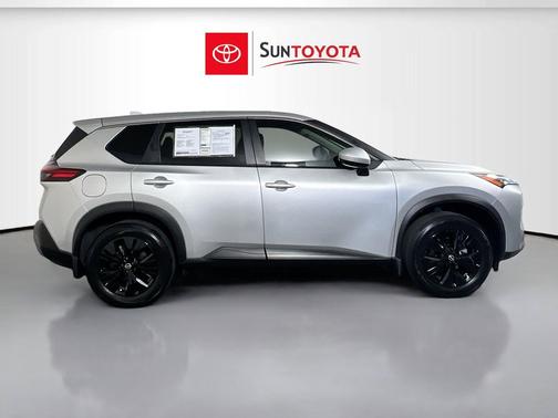 Brilliant Silver Metallic 2023 Nissan Rogue SV