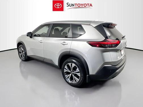Brilliant Silver Metallic 2023 Nissan Rogue SV