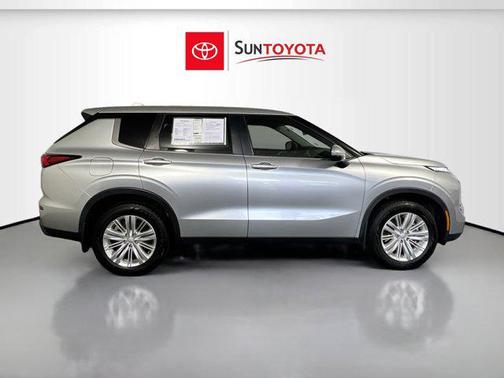 2023 Mitsubishi Outlander ES 2.5 2WD