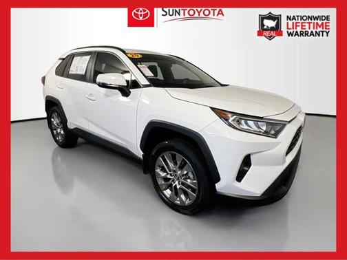 2020 Toyota RAV4 XLE Premium