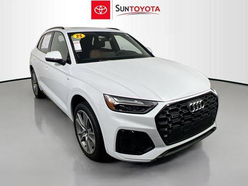 2025 Audi Q5 45 S line Premium