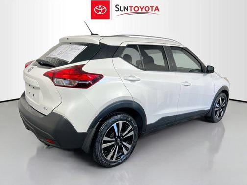 2019 Nissan Kicks SV