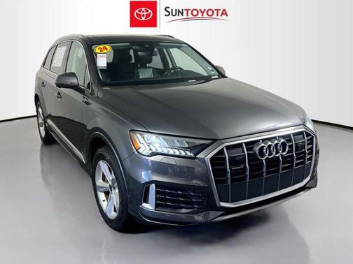 2024 Audi Q7 45 Premium Plus