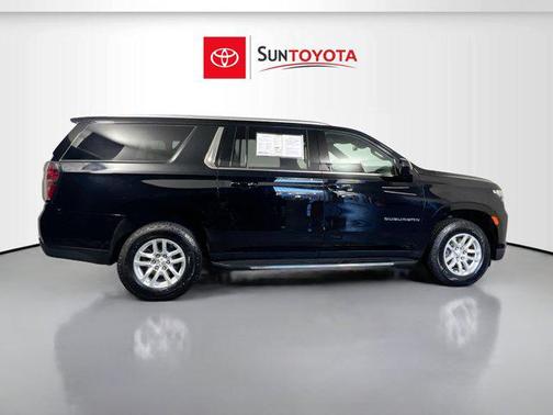 2023 Chevrolet Suburban LT