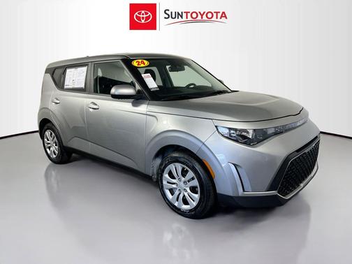 Steel Gray 2024 Kia Soul LX