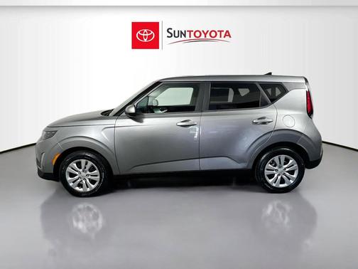 Steel Gray 2024 Kia Soul LX