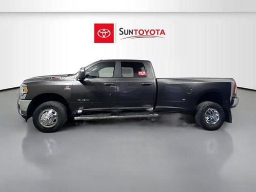 2024 RAM 3500 Big Horn Crew Cab 4x4 8' Box