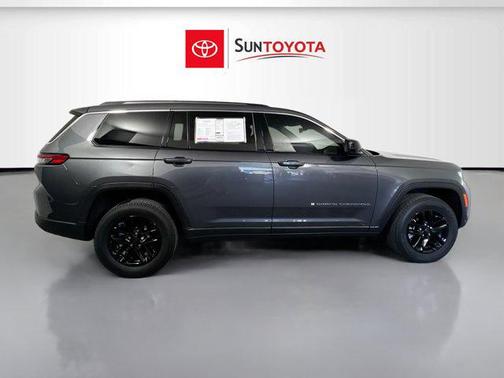 2021 Jeep Grand Cherokee L Laredo